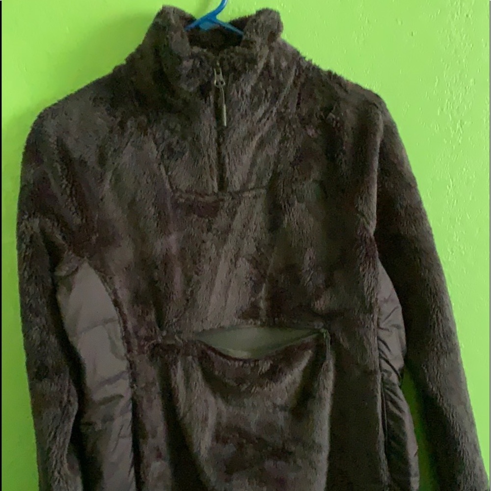 A NorthFace Sweater